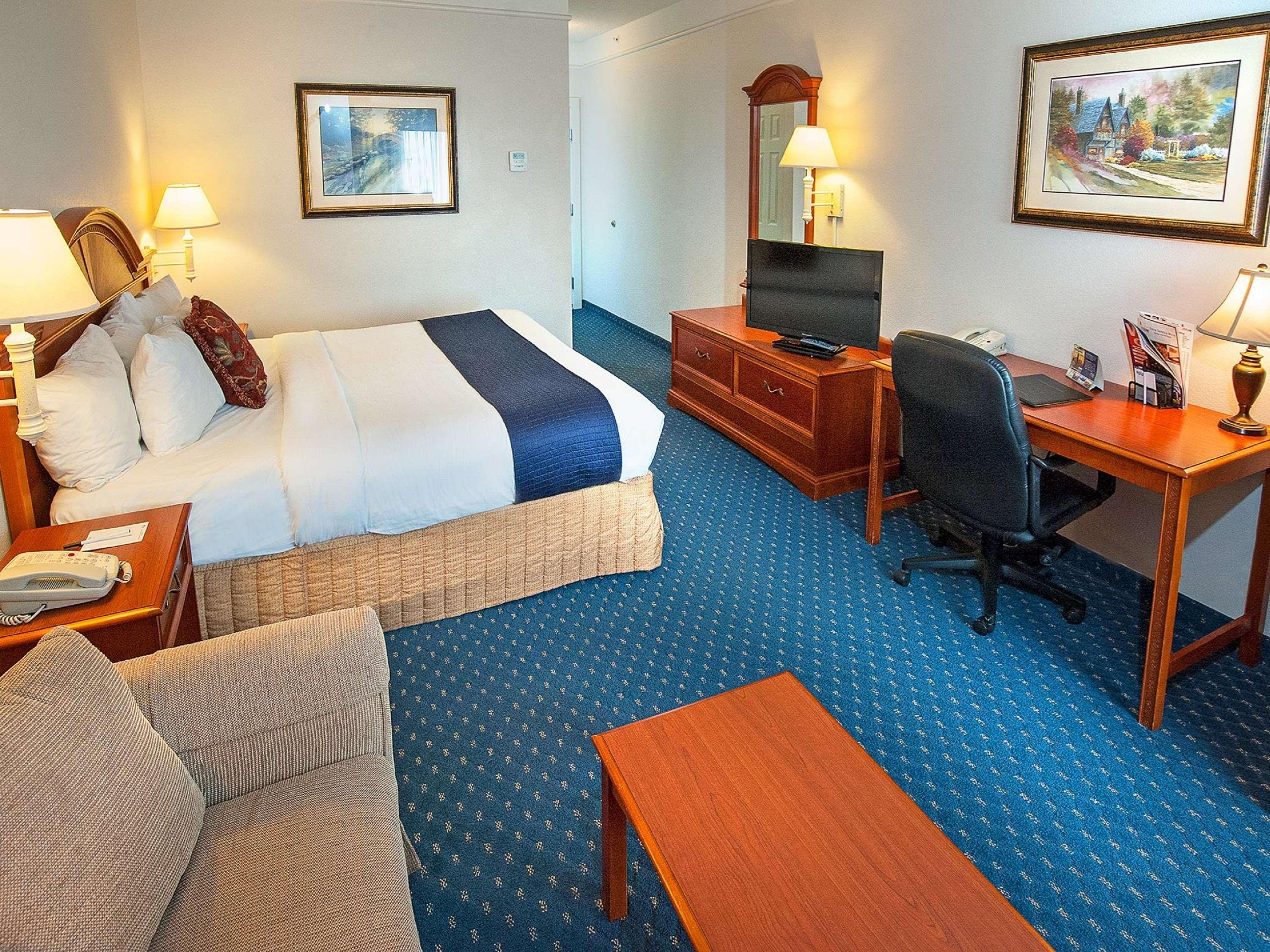 Best Western Plus Columbia Inn Exterior foto